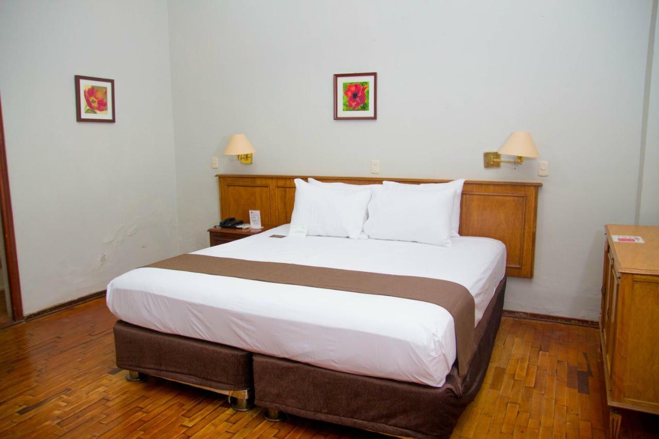 Dm Hoteles Mossone - Ica Buitenkant foto